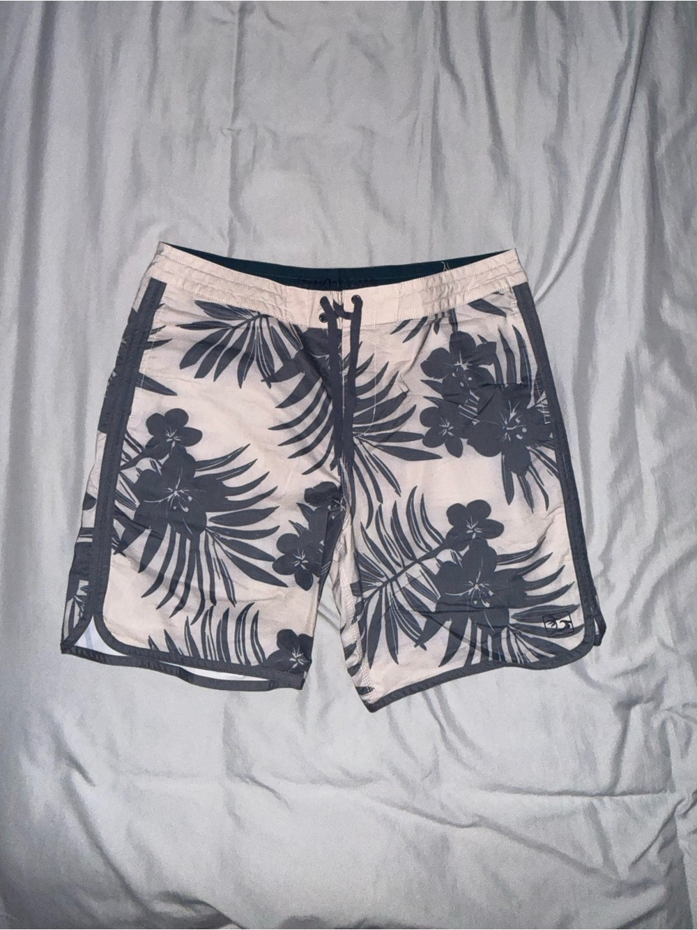 Men's Honolua Hawaii Floral Swim Trunks